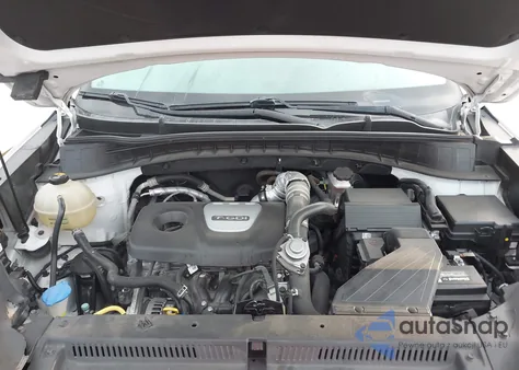 2016 Hyundai Tucson Sport z USA, uszkodzony, nr VIN KM8J33A26GU221131